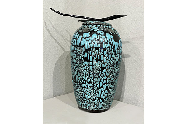 Turquoise Crawl Lidded Vessel — Peter Roussel