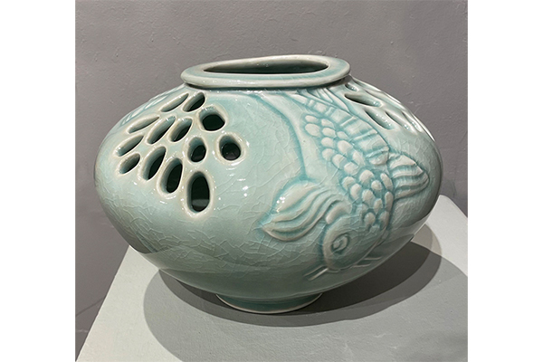 Two Koi Vase— Linda Heisserman